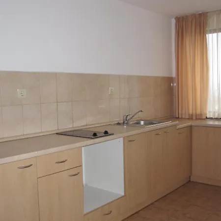 Templum Yovis Apartamento