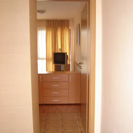Templum Yovis Apartamento