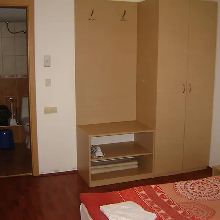Templum Yovis Apartman Bjala
