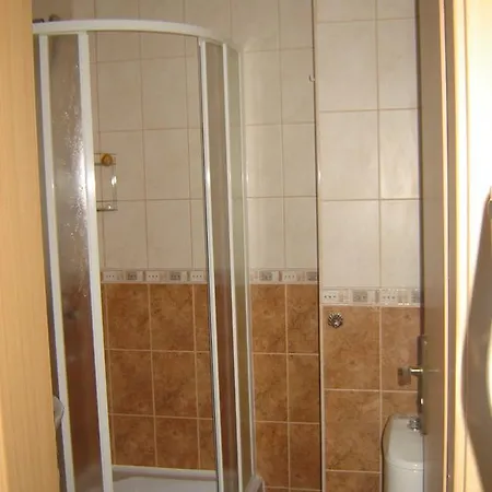 Templum Yovis Apartman